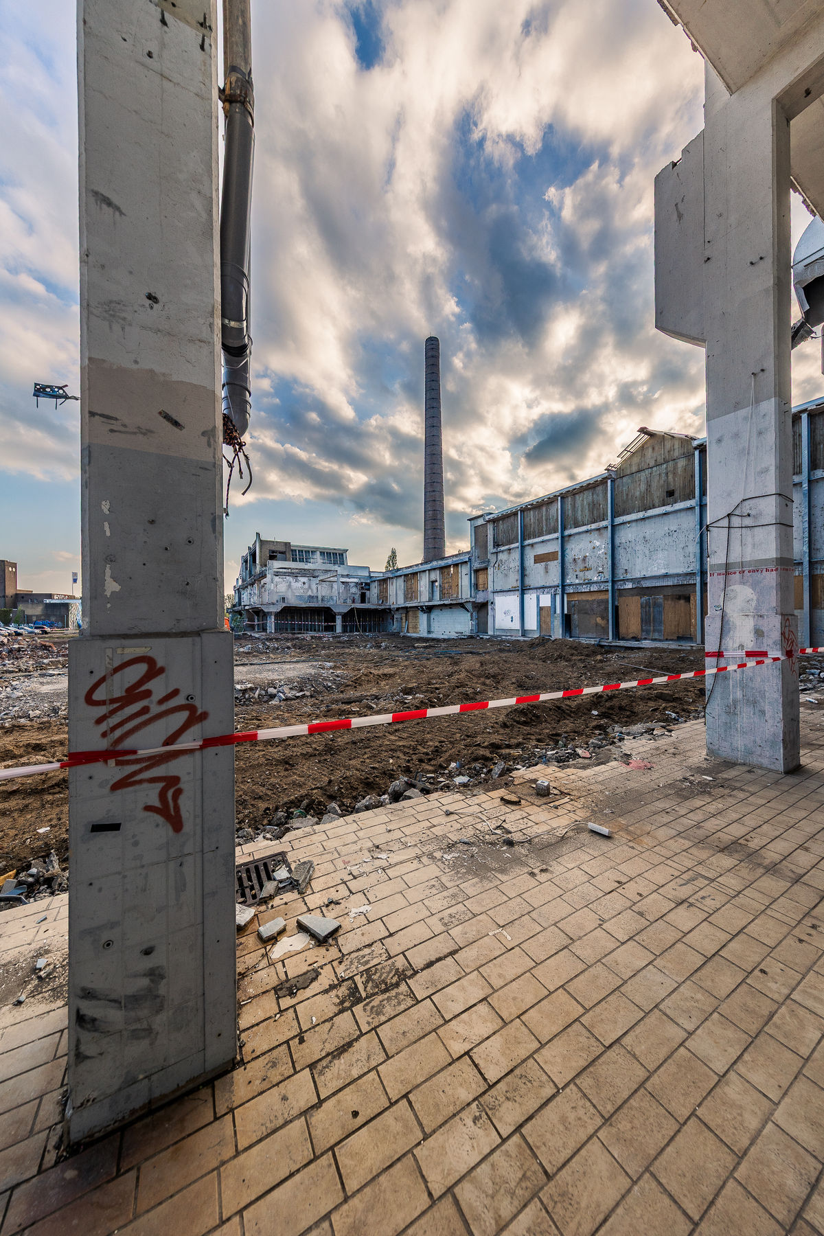 Loading... just a sec